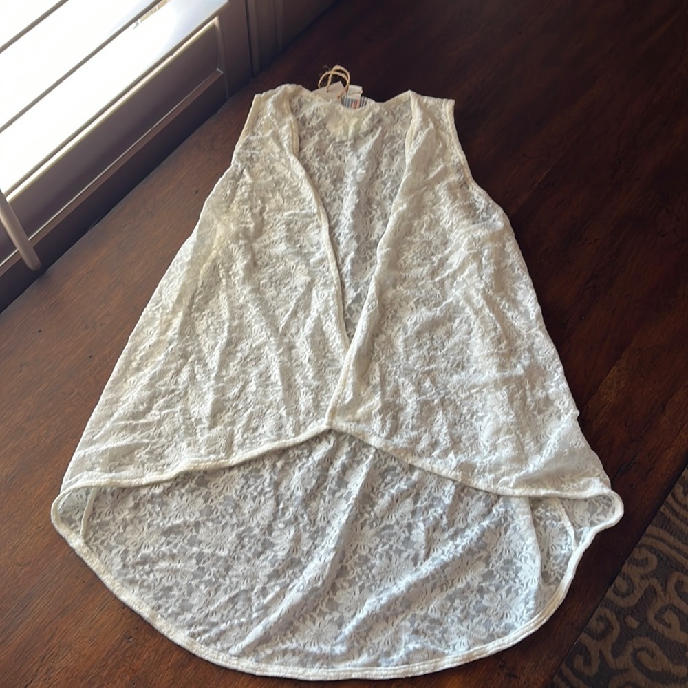 Lace vest
